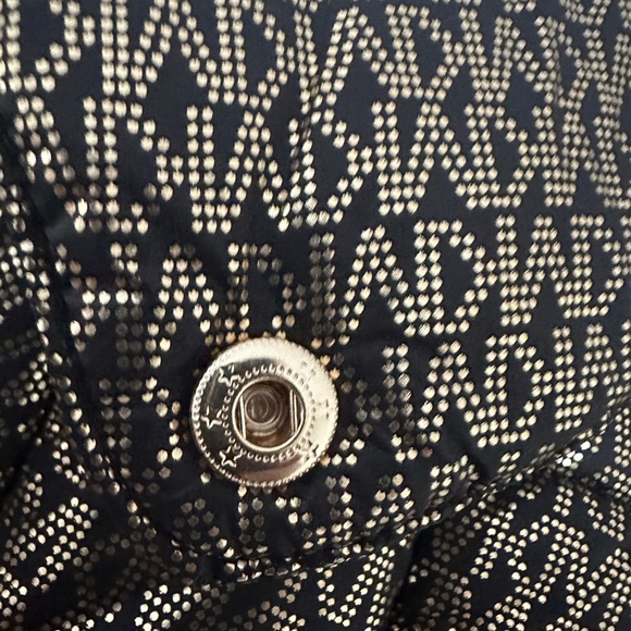 metallic finish repeat “MK” lettering, zip pockets snap-fastened hood - Picture 12 of 13